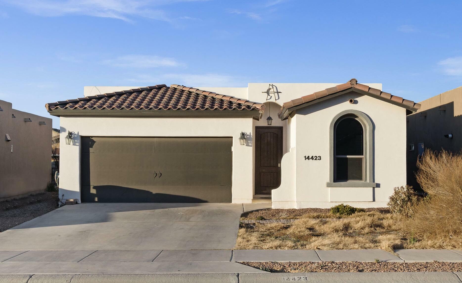 Property Photo: 14423 Loma Esmeralda TX 79938