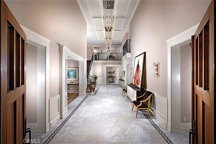 Property Photo:  5 Woodland Lane  CA 91006 