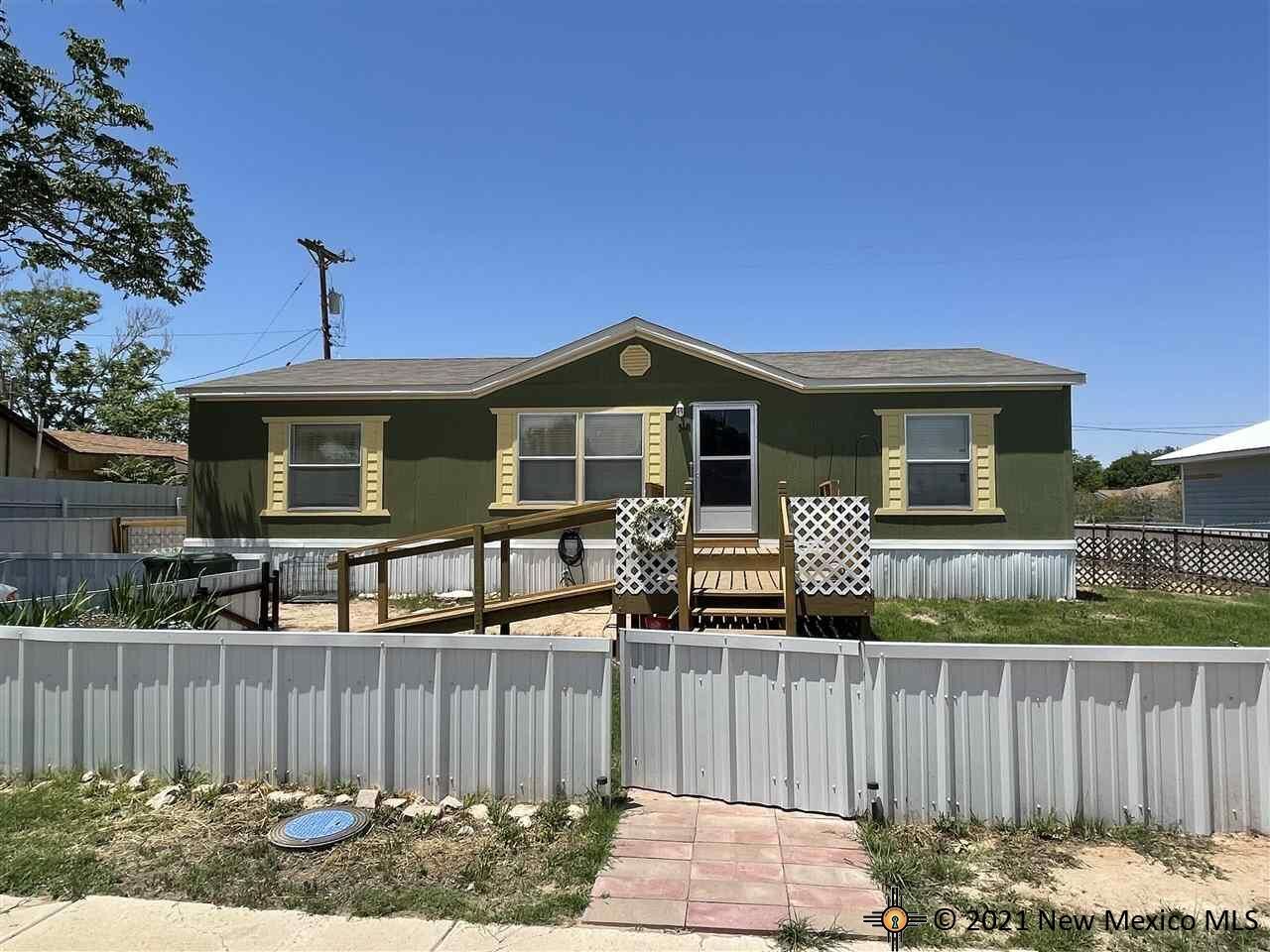 Property Photo:  318 W Runyan Ave.  NM 88210 