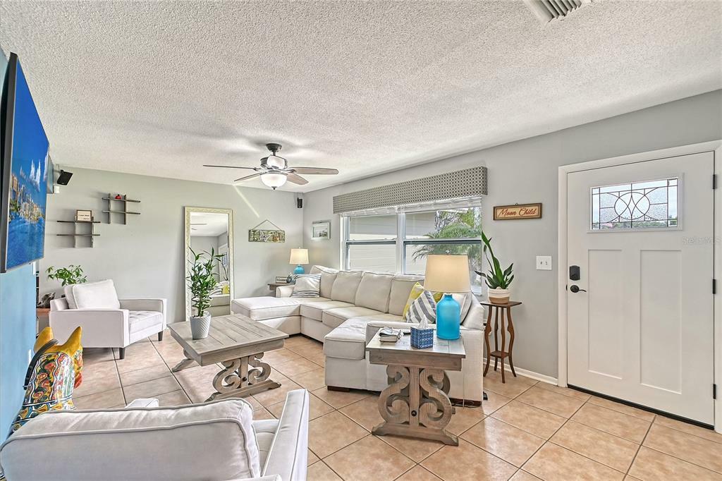 Property Photo: 2310 33rd Street W FL 34205