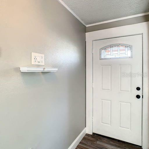 Property Photo:  944 Derbyshire Drive  FL 34758 