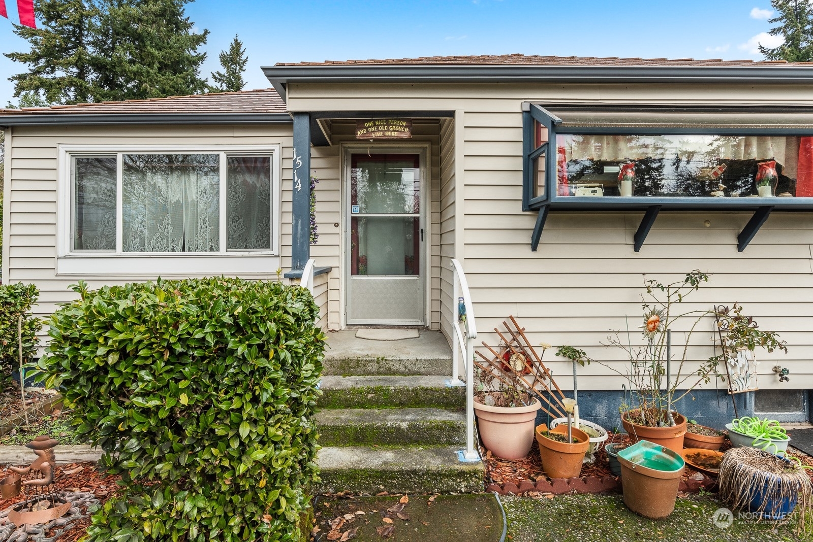 Property Photo: 1514 N 128th Street WA 98133