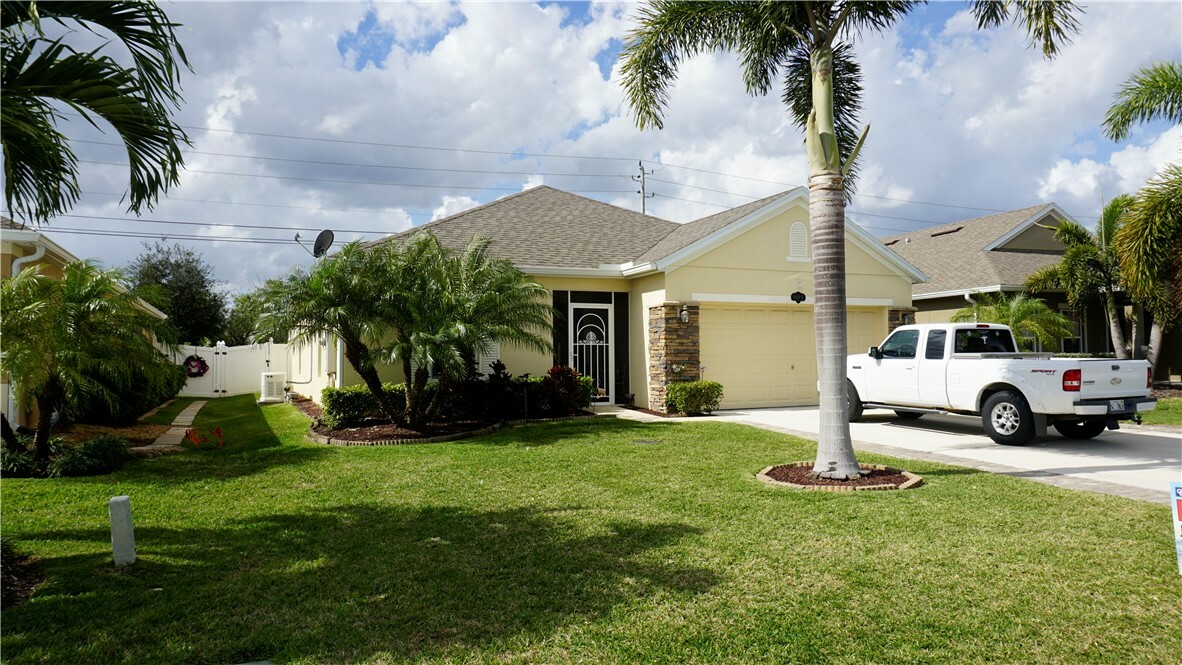 Property Photo:  8093 Westfield Circle  FL 32966 