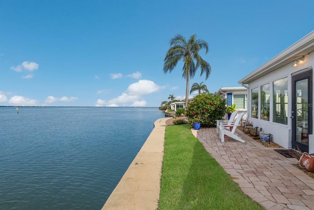 Property Photo:  957 Spanish Drive N  FL 34228 