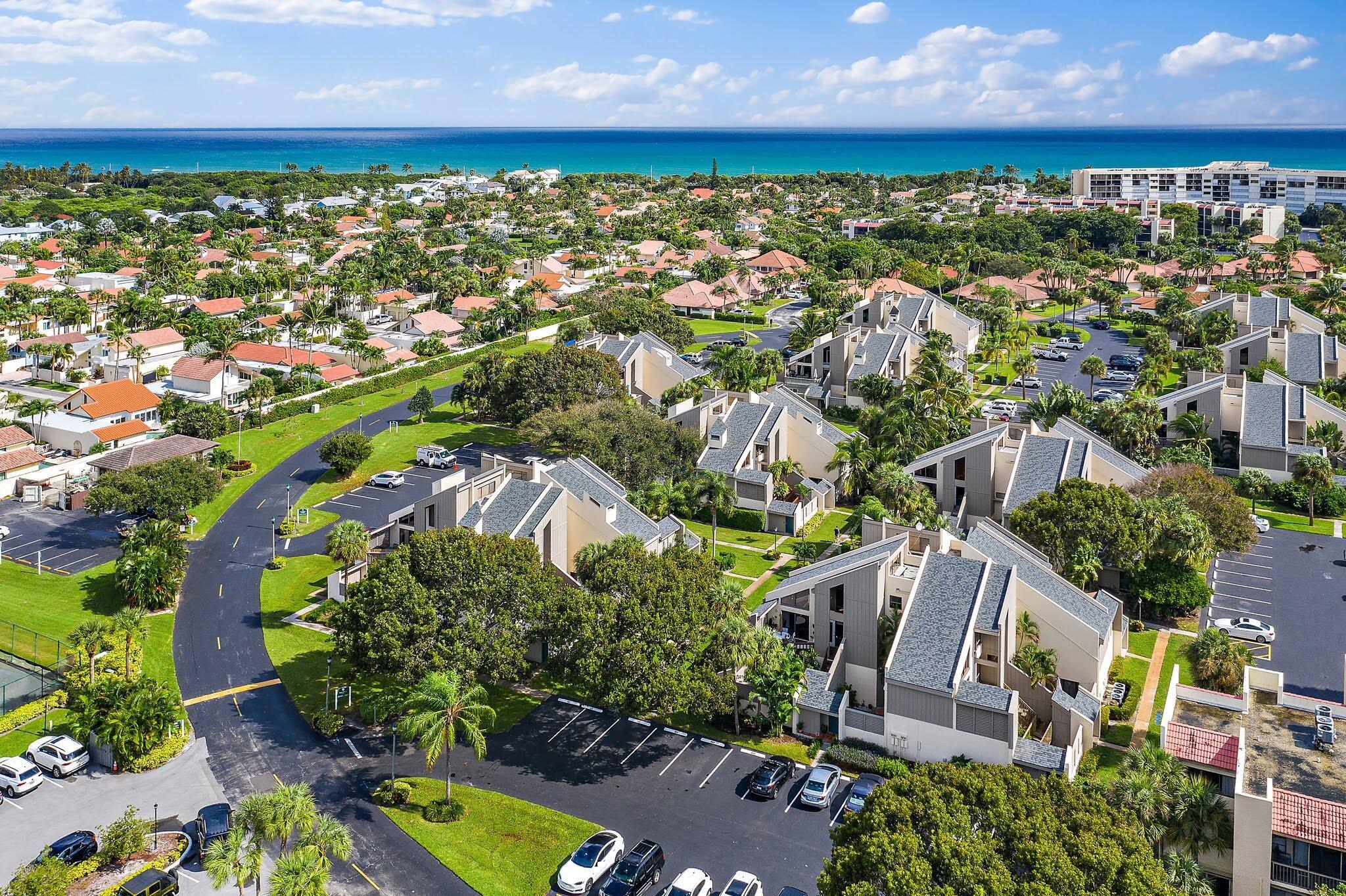 Property Photo: 1605 S US Highway 1 Sl16b FL 33477