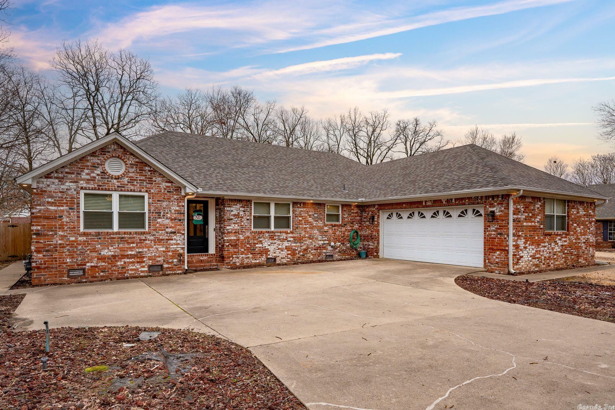 Property Photo:  1110 Nicole Circle  AR 72034 