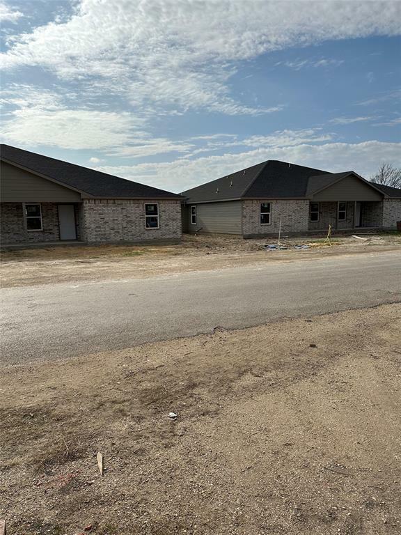 Property Photo:  213 Davenport  TX 76651 