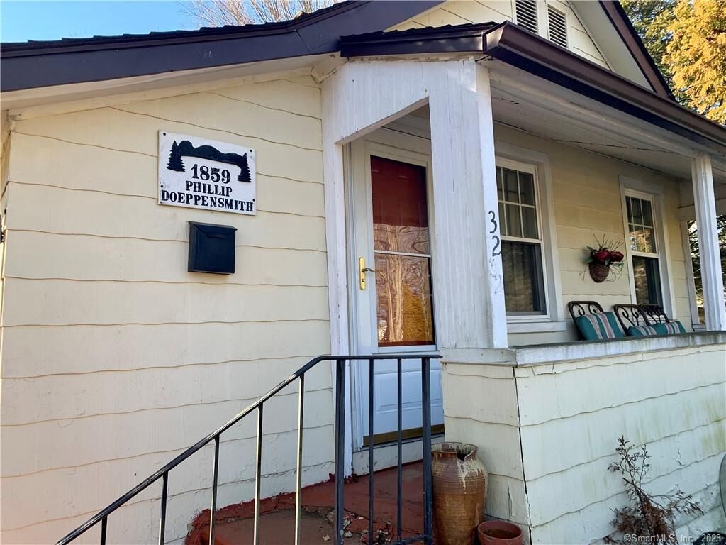 Property Photo: 32 Alling Street CT 06517