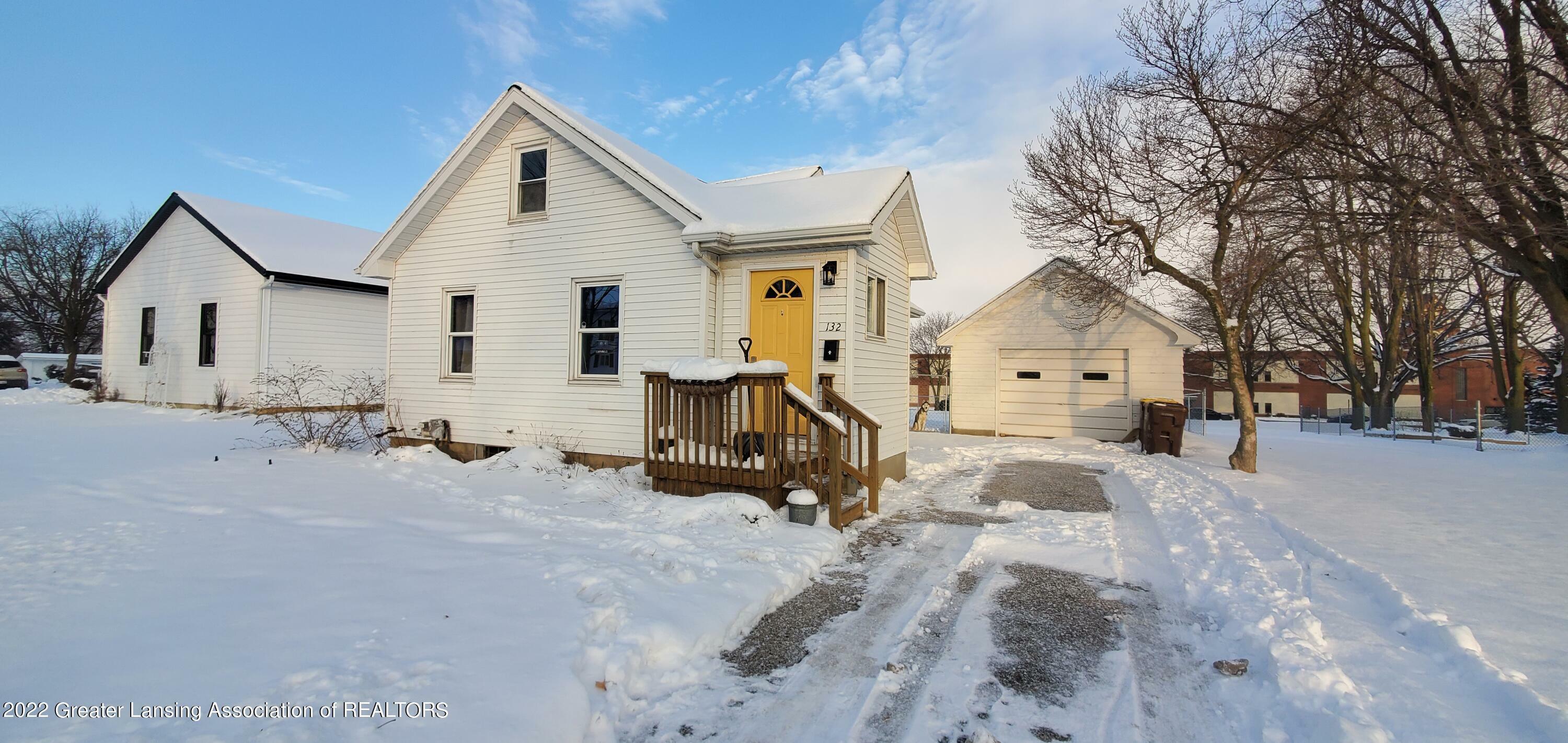 Property Photo: 132 Grape Street MI 48875