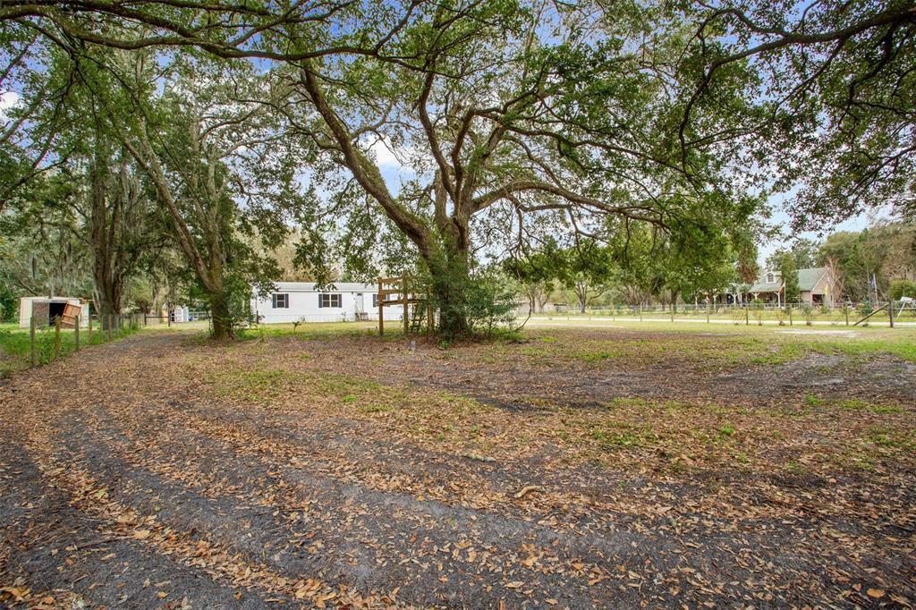 Property Photo:  5133 Bridle Path Drive  FL 33810 