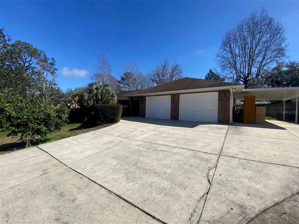 Property Photo: 509 NW 99th Terrace FL 32607