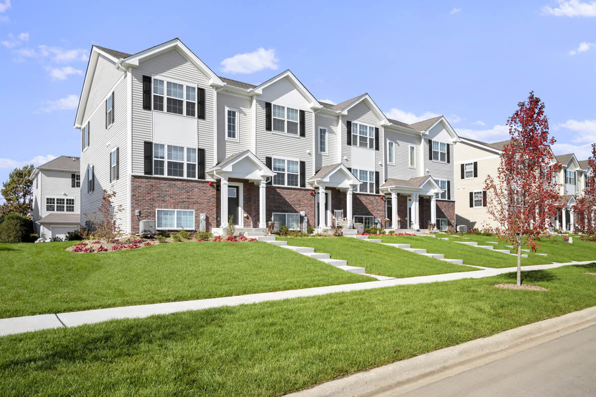 Property Photo:  3726 Bissel Drive  IL 60560 