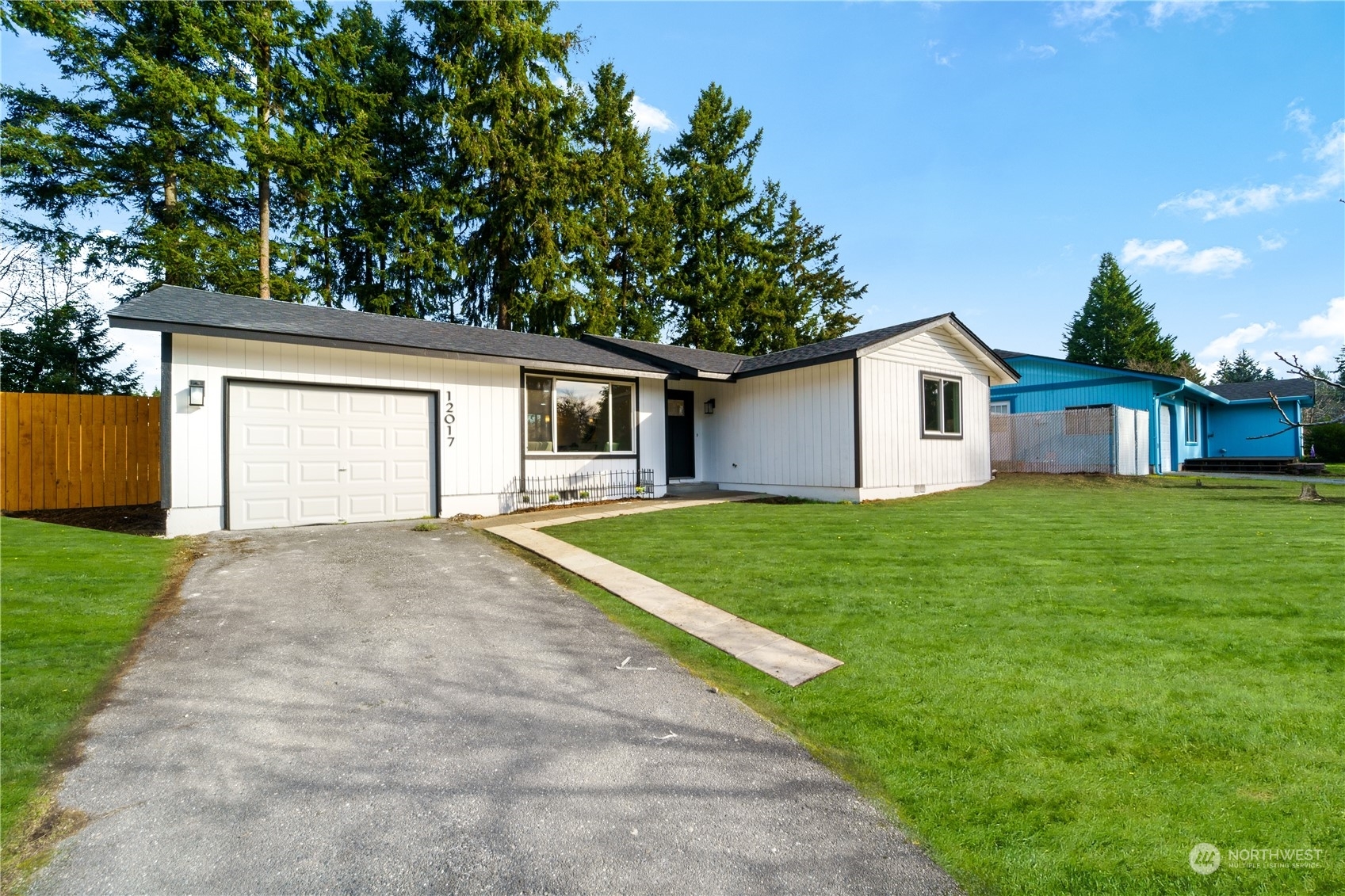 Property Photo:  12017 153rd Street E  WA 98374 