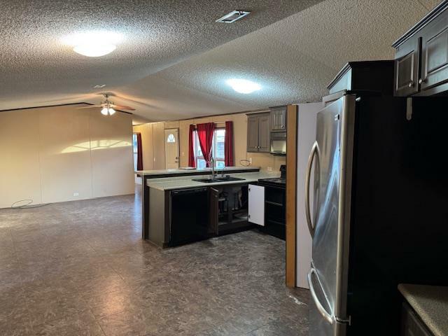 Property Photo: 401 1/2 S Woodward St TX 76821