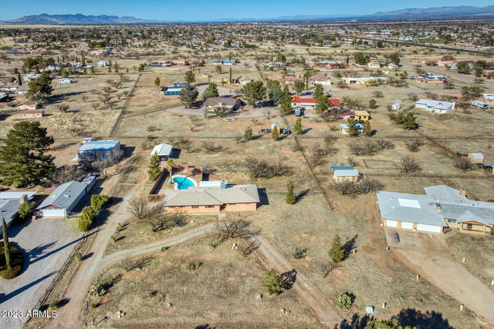 Property Photo: 3623 E Shawnee Drive AZ 85650