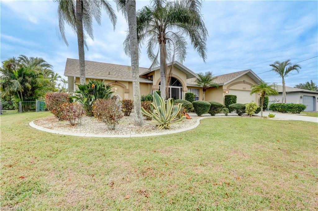 1510 NE 2nd St  Cape Coral FL 33909 photo