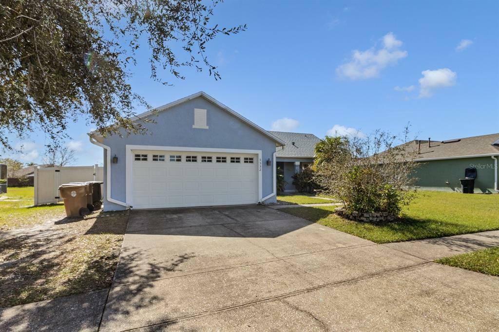 Property Photo: 5332 Harmony Place FL 34758