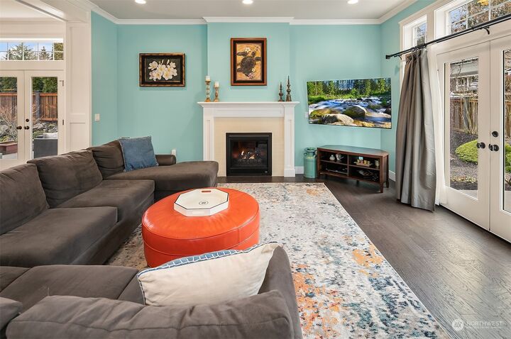 Property Photo: 26620 NE Valley Street WA 98019