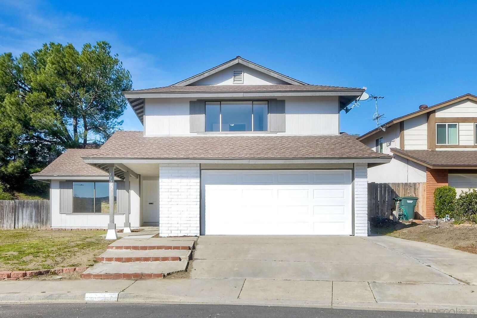 Property Photo: 13542 Aldrin Ave CA 92064