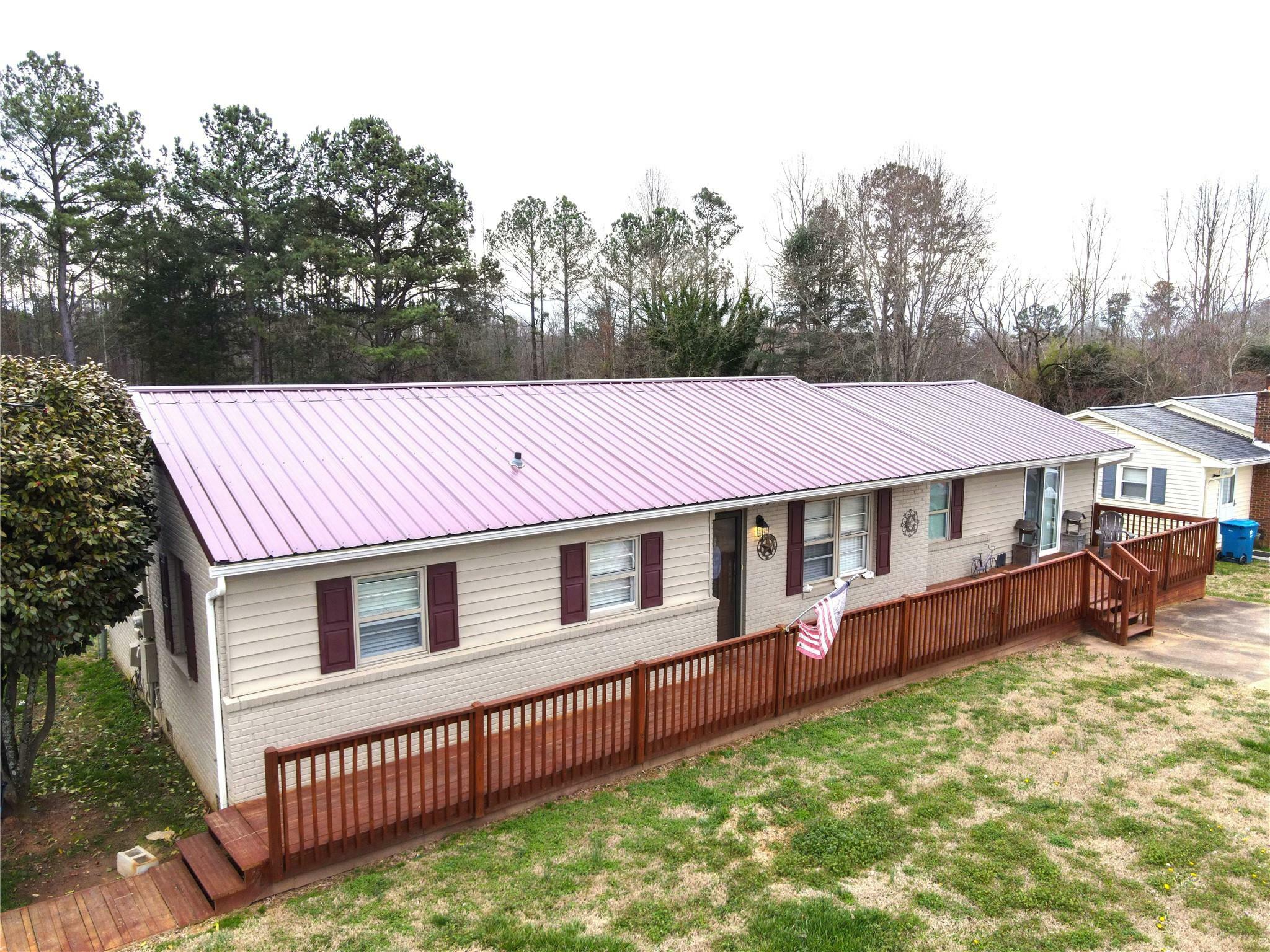 Property Photo:  1664 Fallston Road  NC 28150 