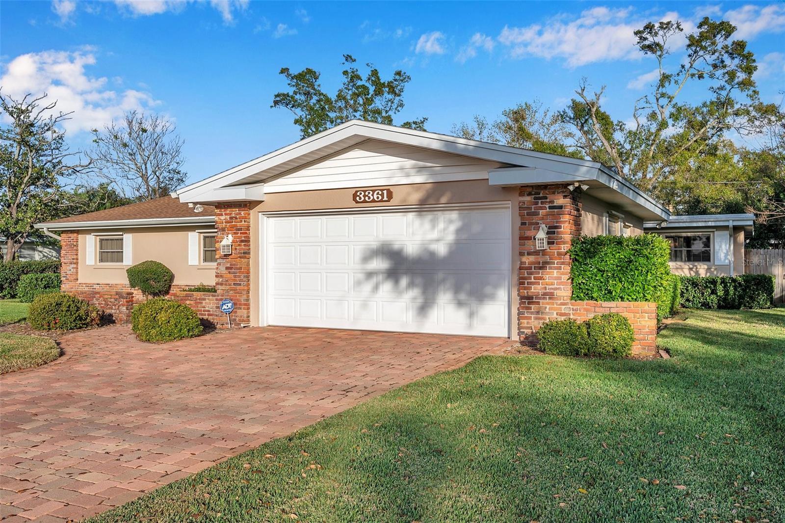 Property Photo:  3361 Walnut Street NE  FL 33704 