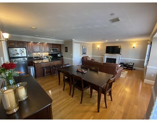 Property Photo: 366 Dorchester St 4 MA 02127