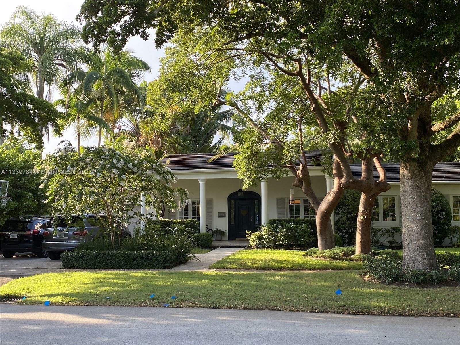 Property Photo: 439 Savona Ave FL 33146