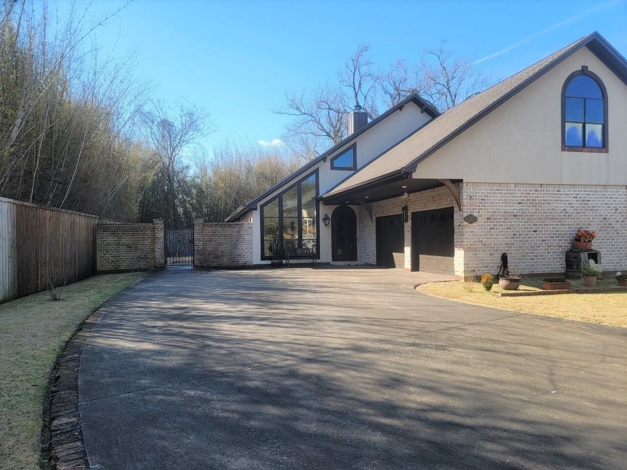 Property Photo: 13 Waterford Gardens TX 77630