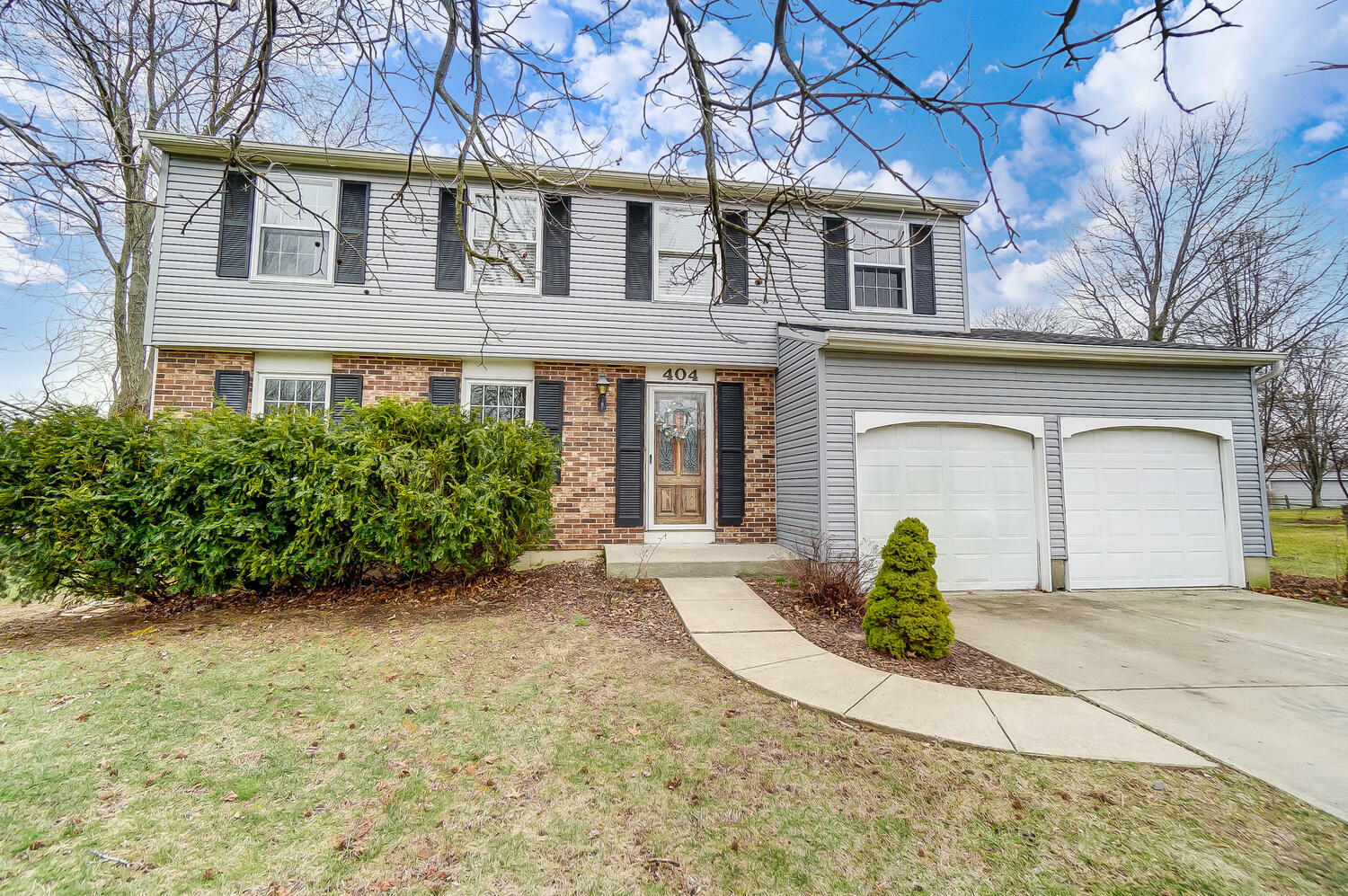 Property Photo:  404 Poplar Grove Drive  OH 45377 
