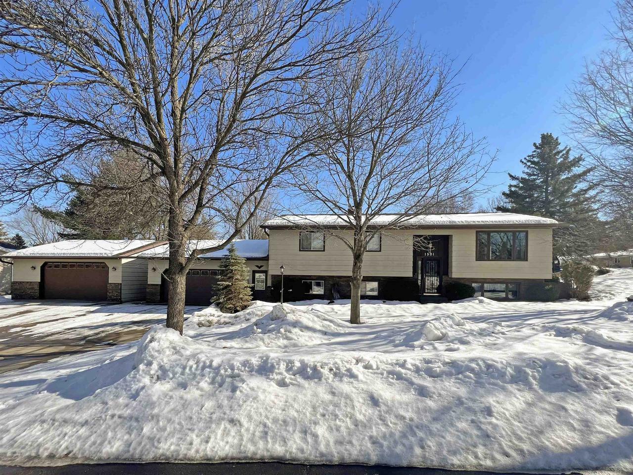 1501 Beechwood Drive  Wausau WI 54401 photo