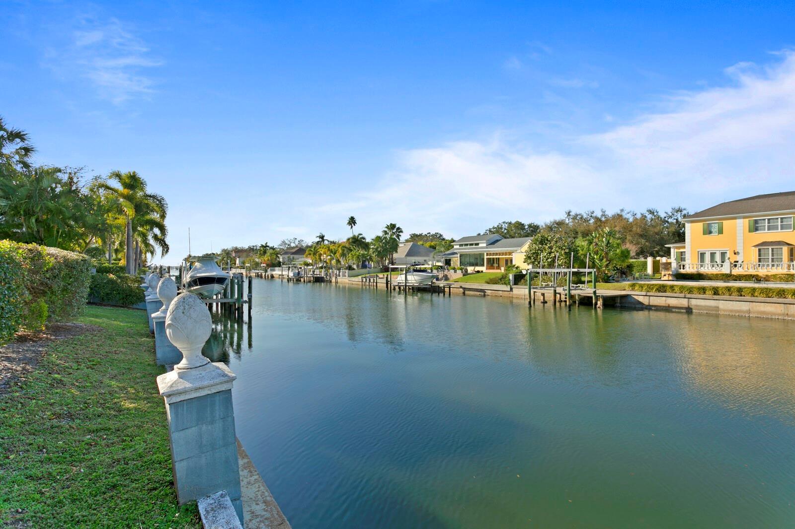 Property Photo: 4909 Lyford Cay Road FL 33629
