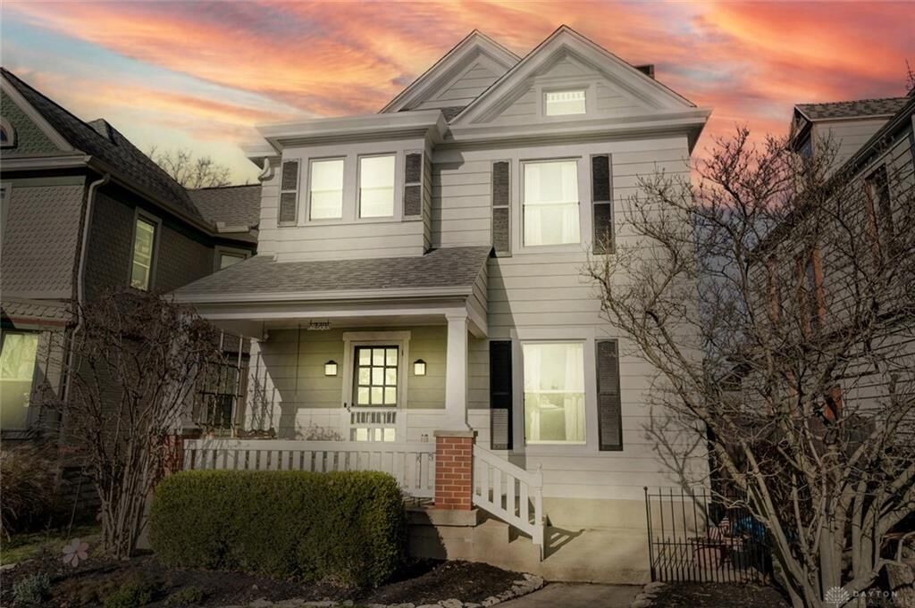 Property Photo: 239 E Central Avenue OH 45449