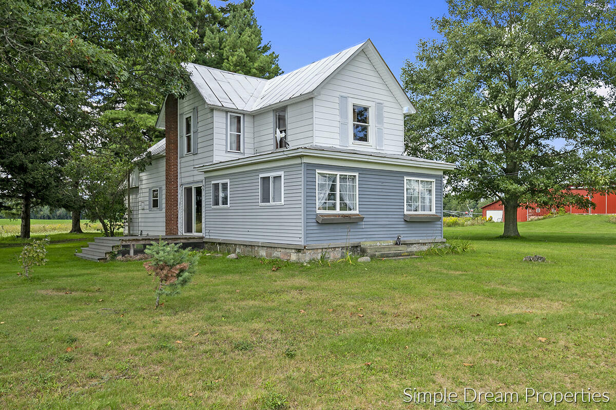 Property Photo:  1799 N Hillman Road  MI 48888 