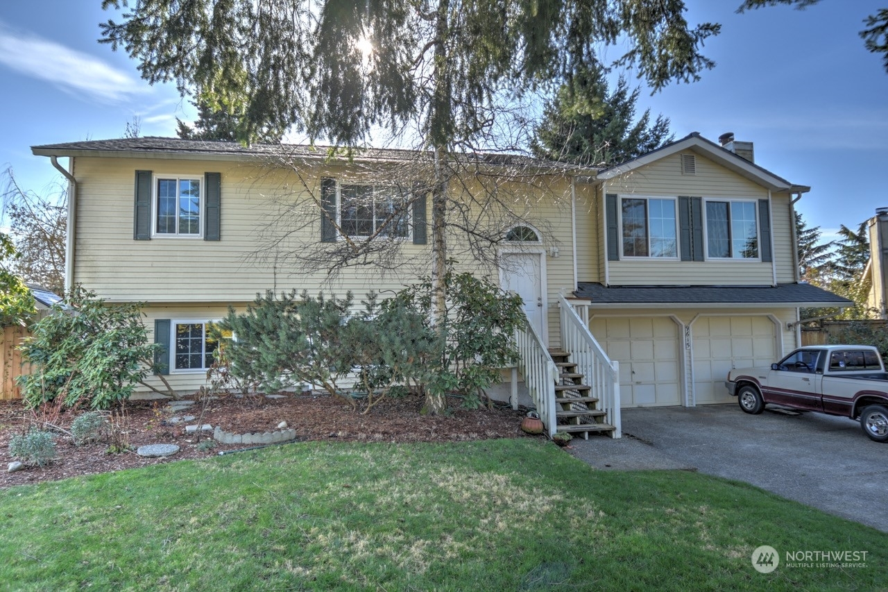 Property Photo:  9615 Espirit Court SE  WA 98513 