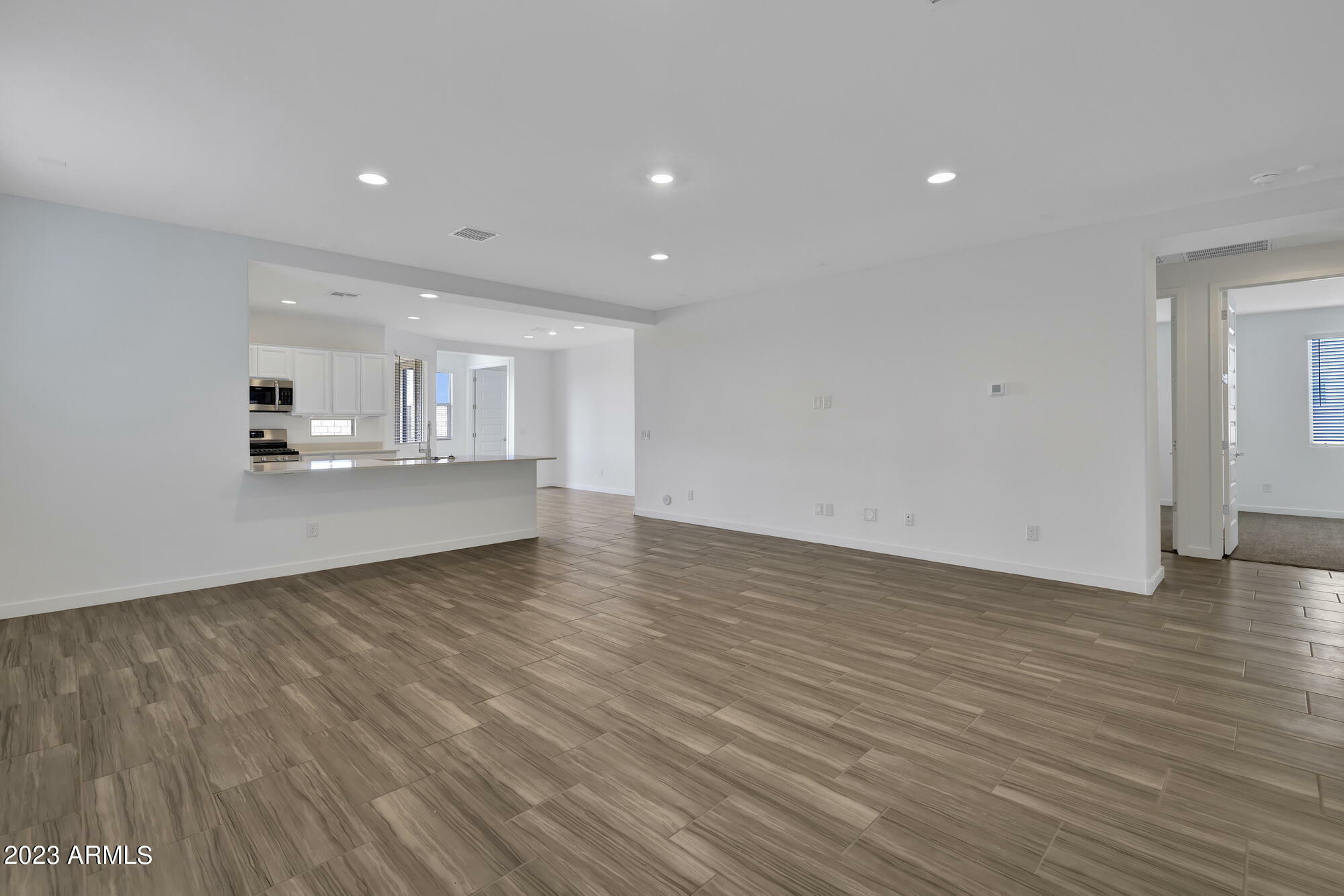 Property Photo: 24534 N 166th Avenue AZ 85387