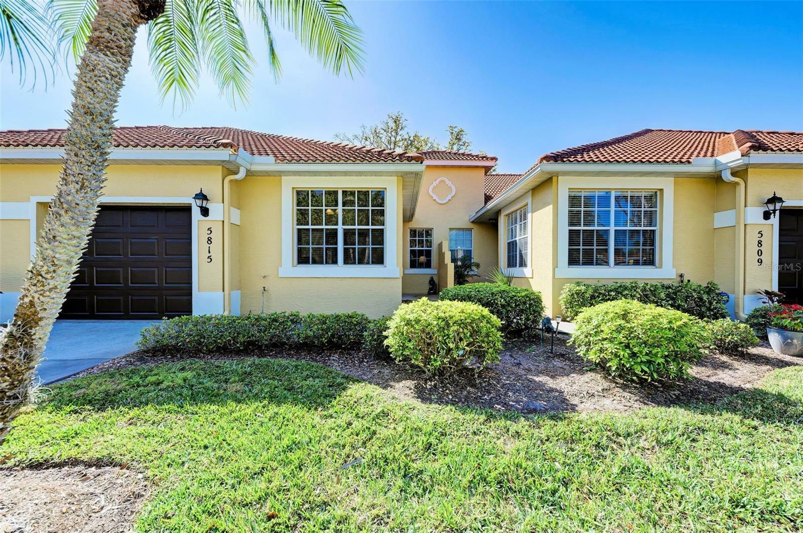 Property Photo:  5815 Spanish Point Court  FL 34221 