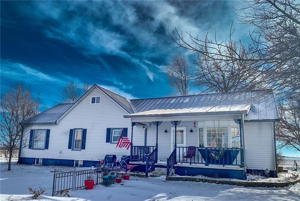 Property Photo:  35147 W Frontage Road   62690 