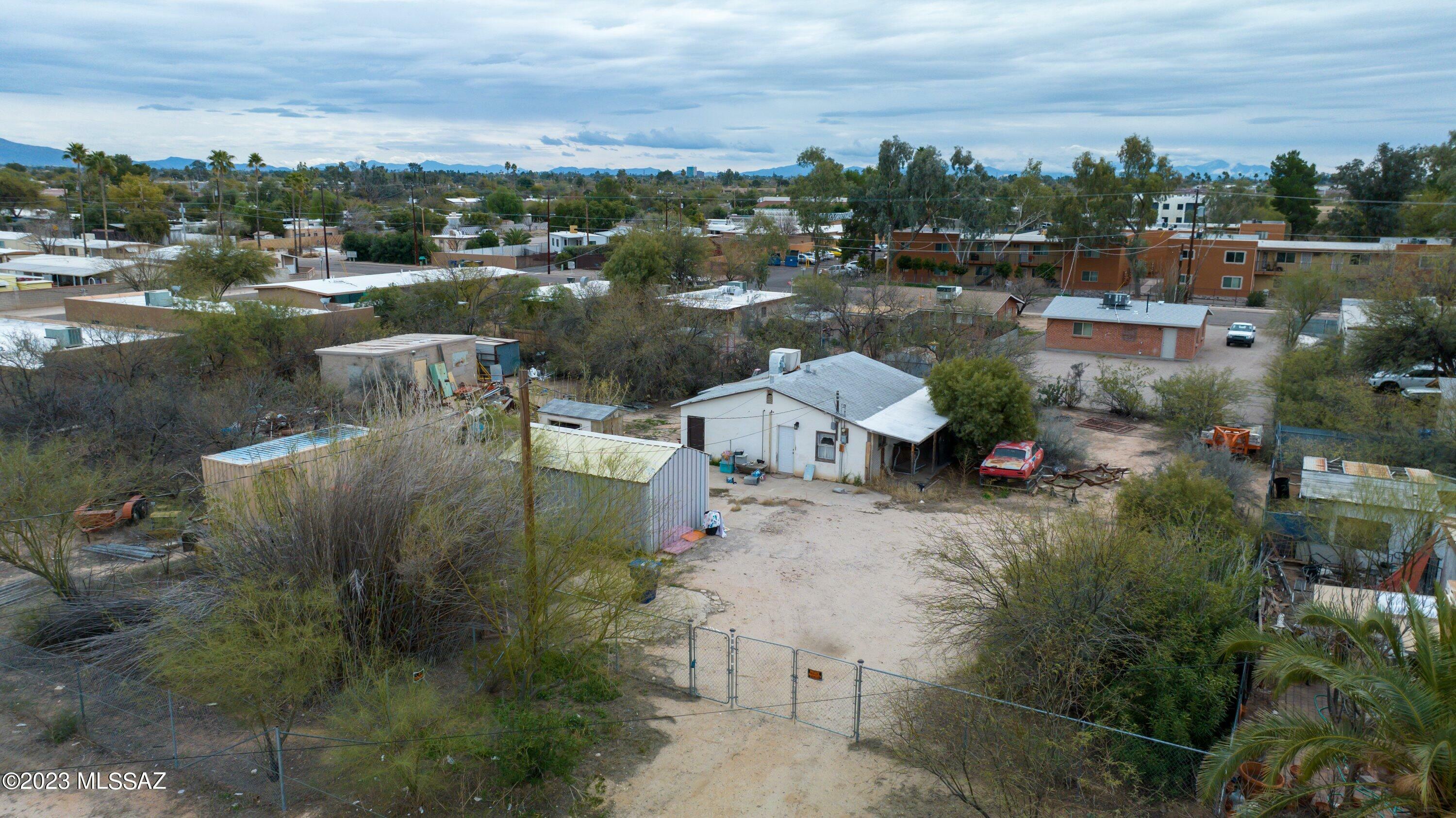 Property Photo:  3932 E Fraedrich Drive  AZ 85712 