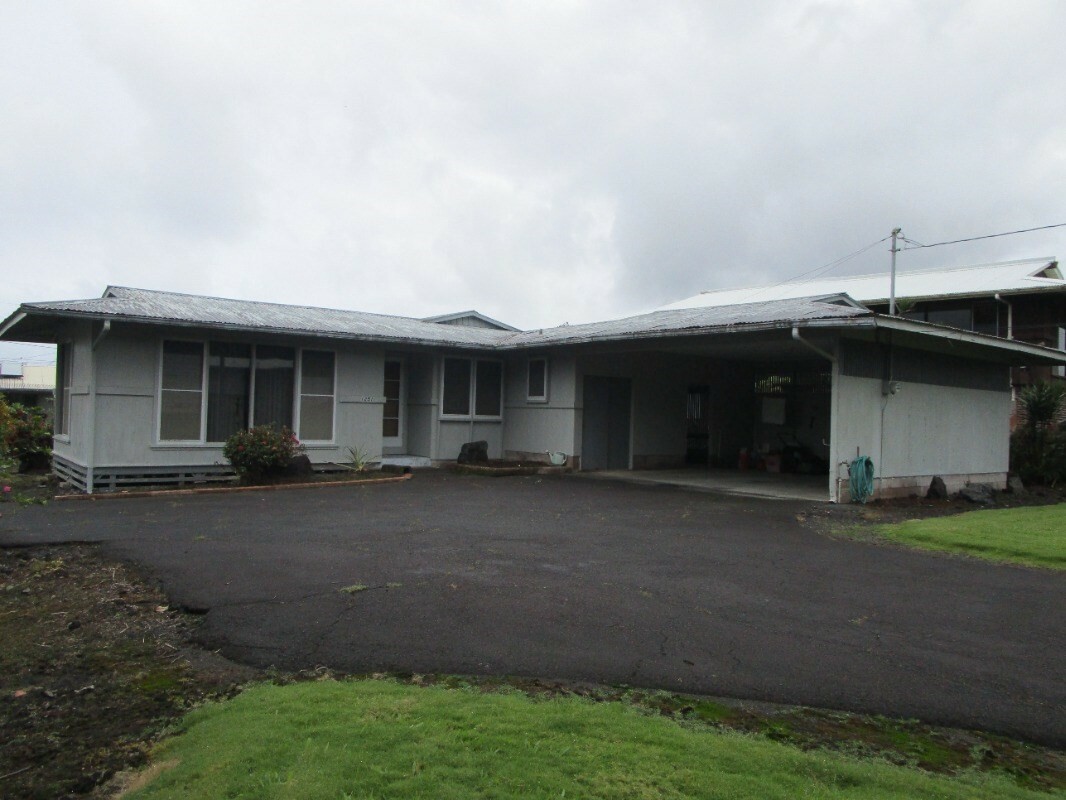 Property Photo:  1251 Kumukoa St  HI 96720 