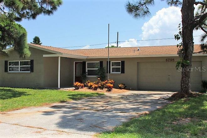 Property Photo:  6798 22nd Way S  FL 33712 