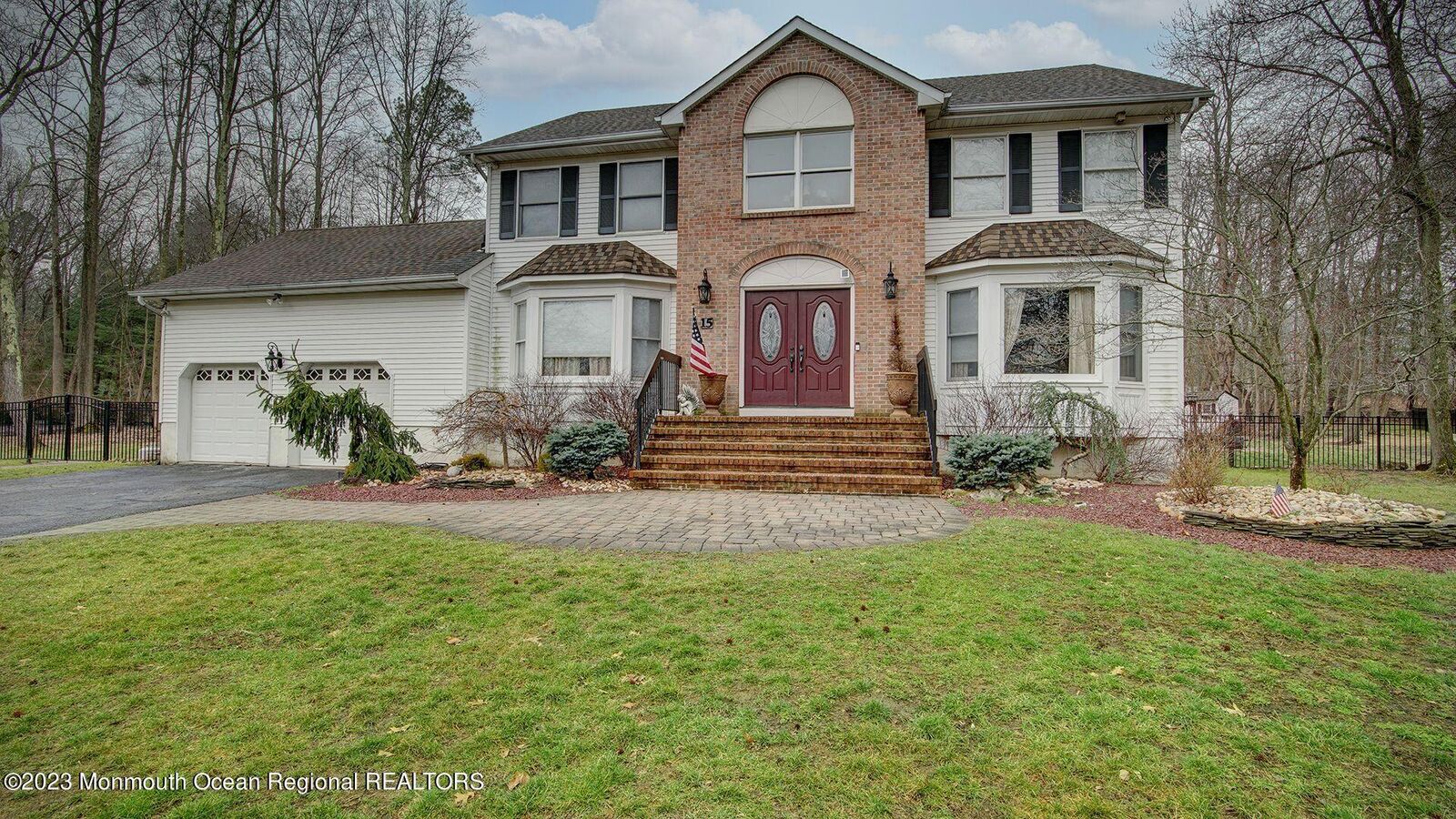 Property Photo:  15 Roxbury Lane  NJ 07726 