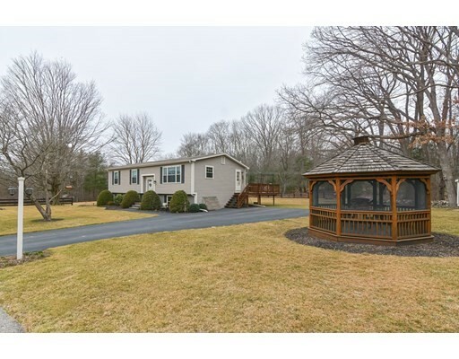 Property Photo:  8 Fox Hill Road  MA 01504 