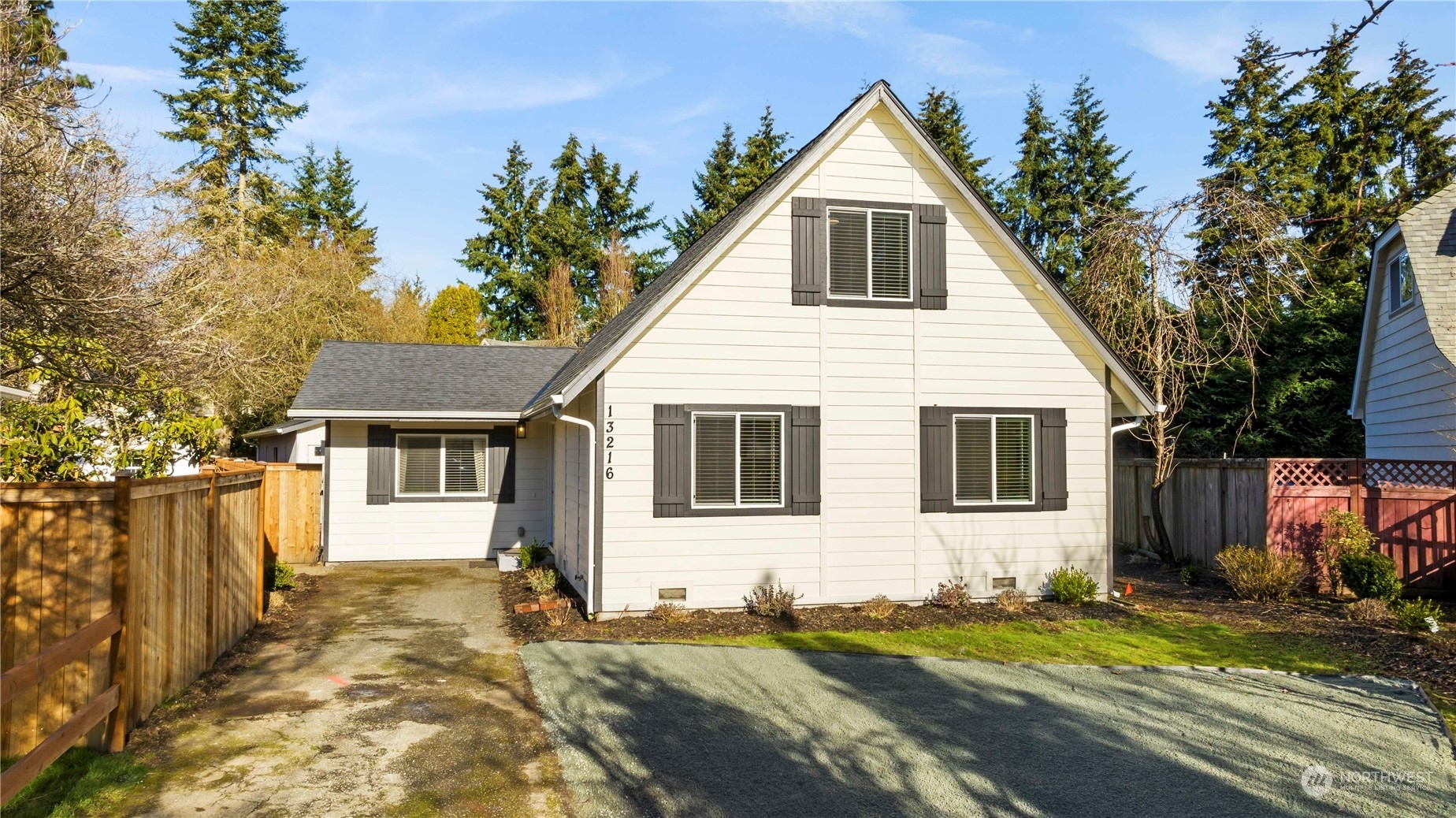 Property Photo:  13216 125th Avenue NE  WA 98034 