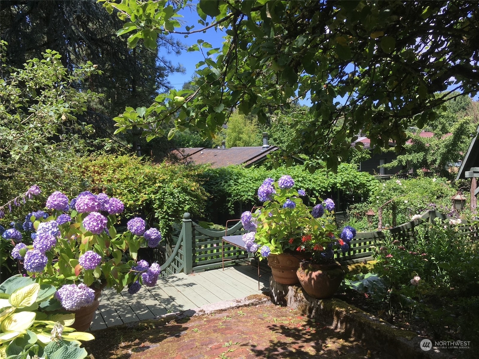 Property Photo: 301 32nd Avenue E WA 98112
