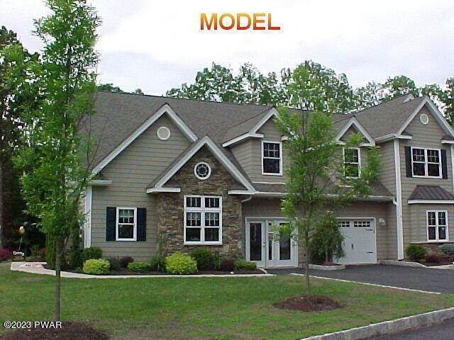 708 Macintosh Way  Matamoras PA 18336 photo