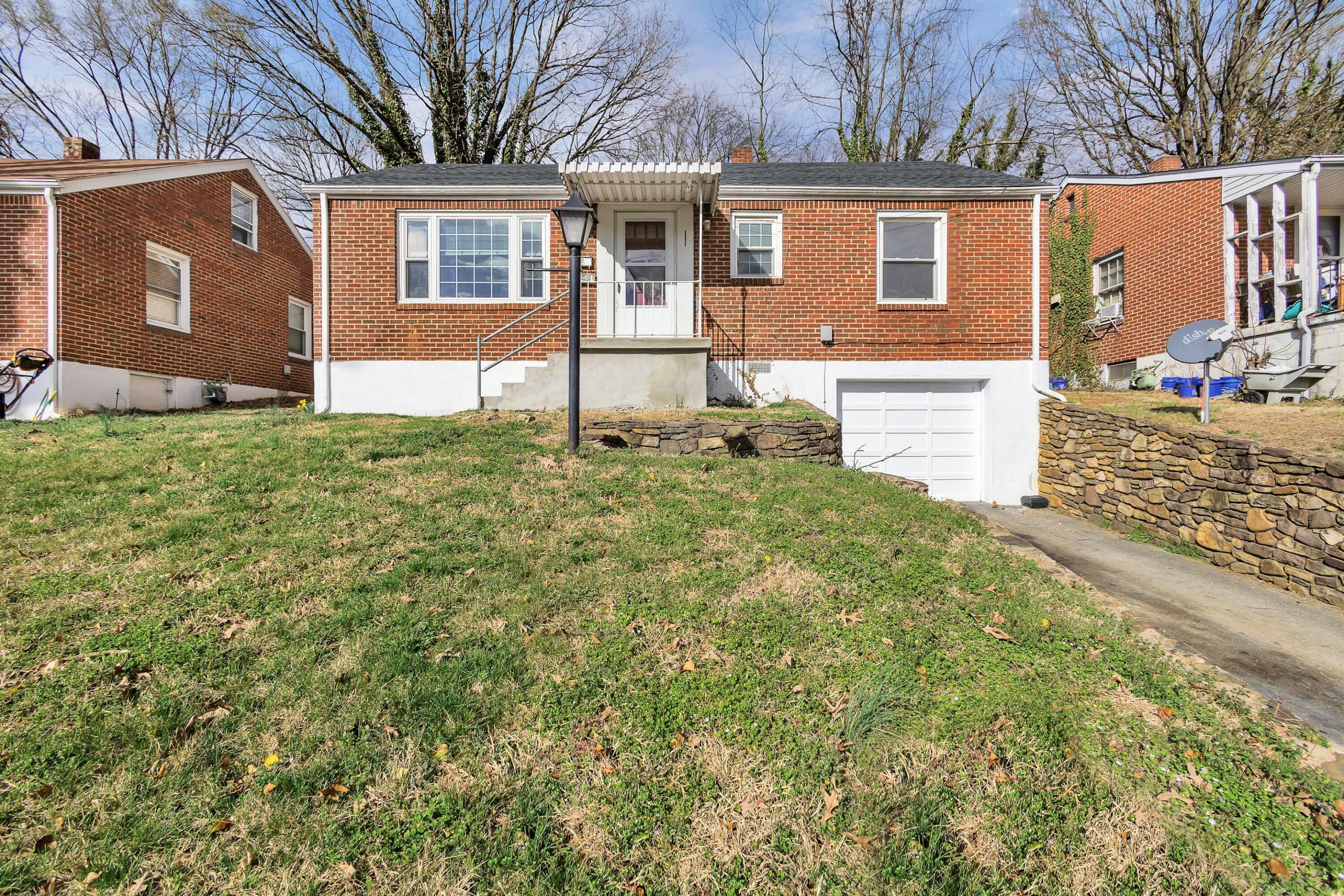 Property Photo:  2341 Brandon Ave SW  VA 24015 