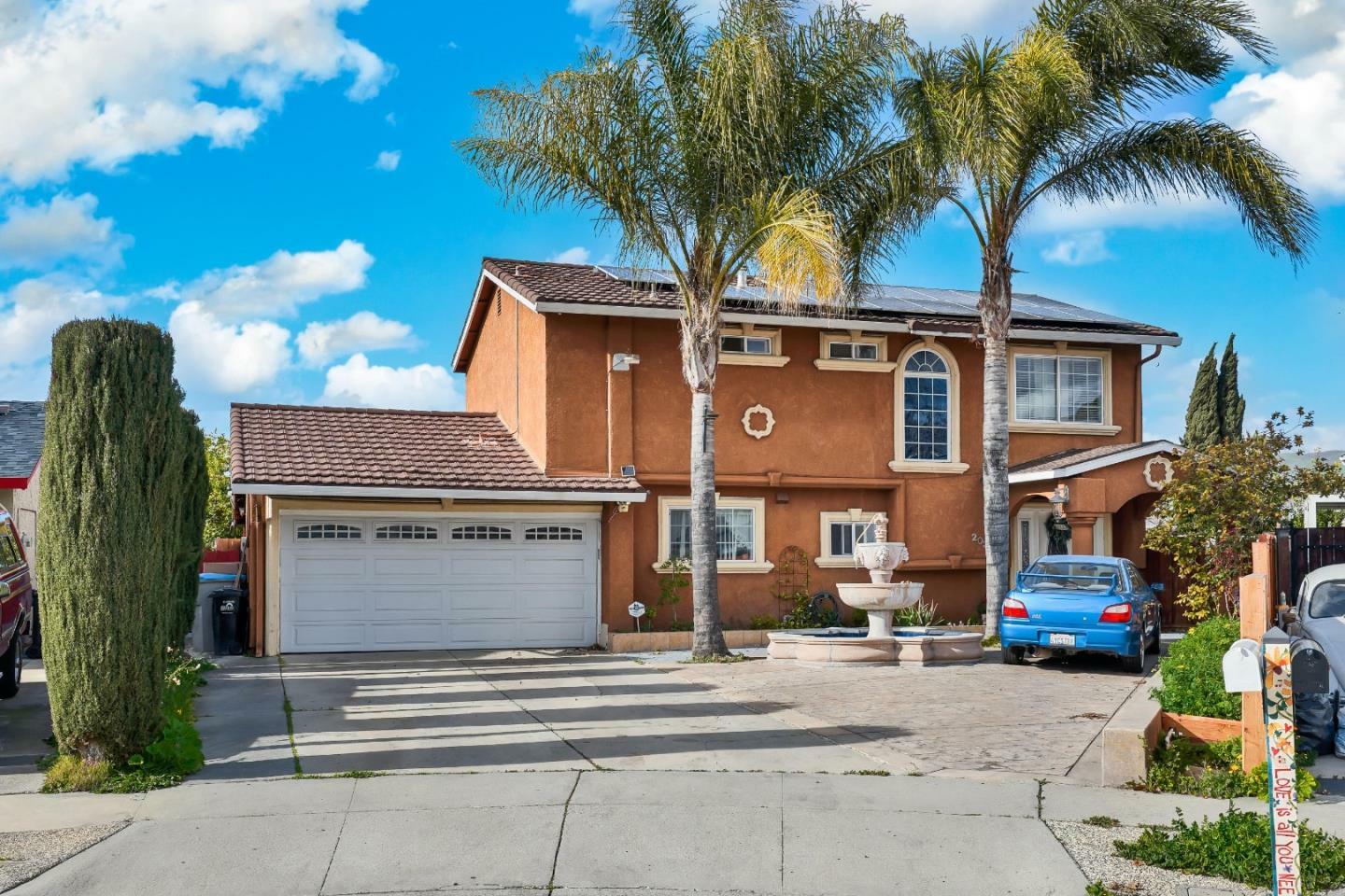 Property Photo:  2030 Cove Court  CA 95148 