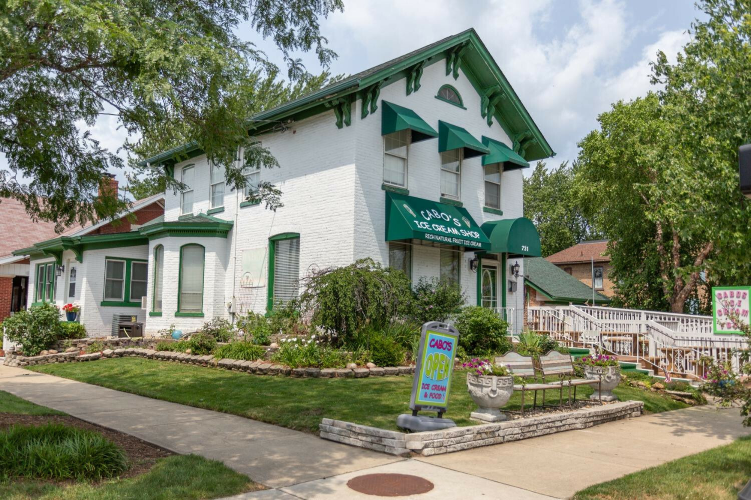 Property Photo: 731 Washington Street IN 46360