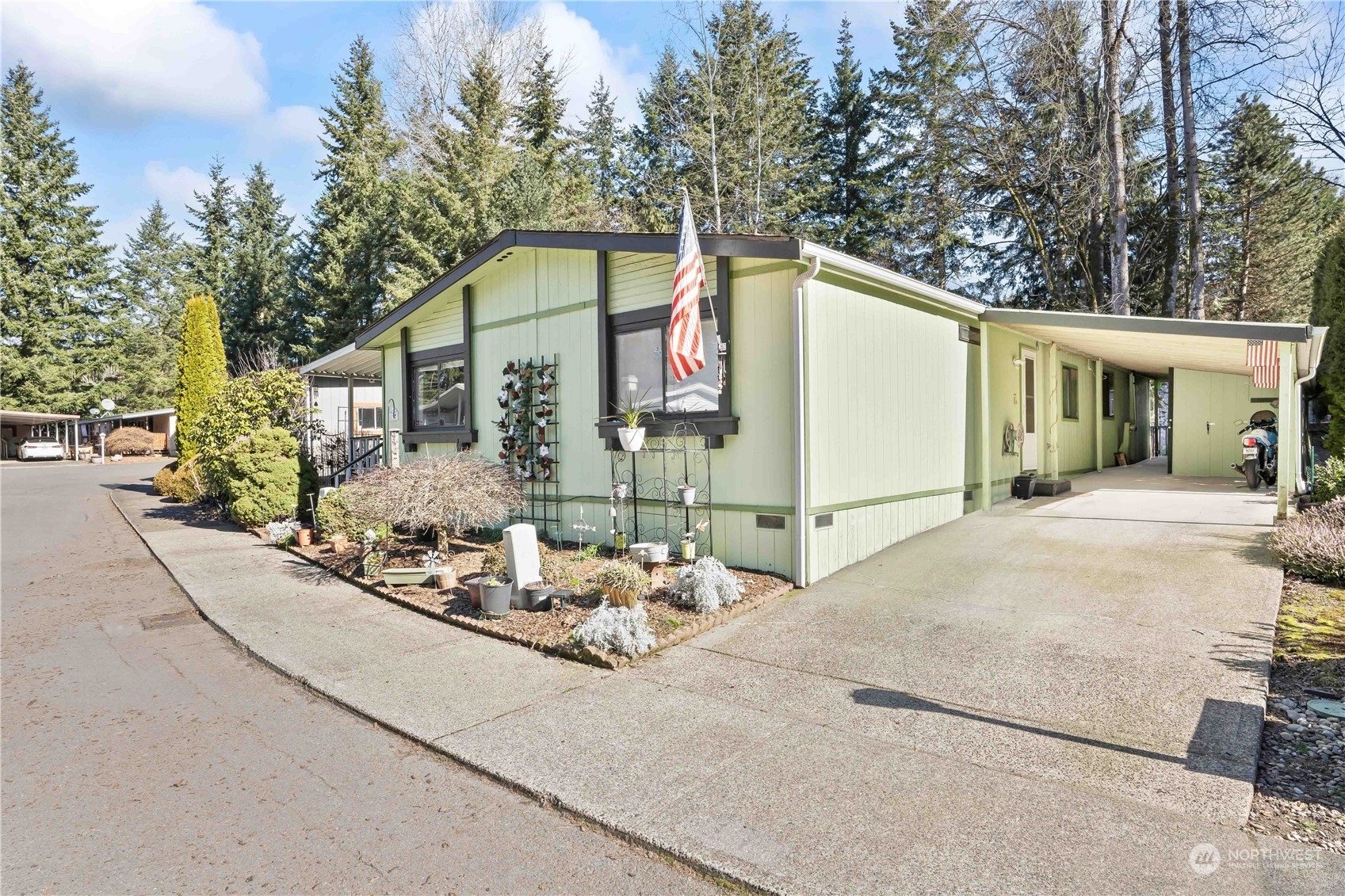 Property Photo:  2500 S 370th Street 191  WA 98003 