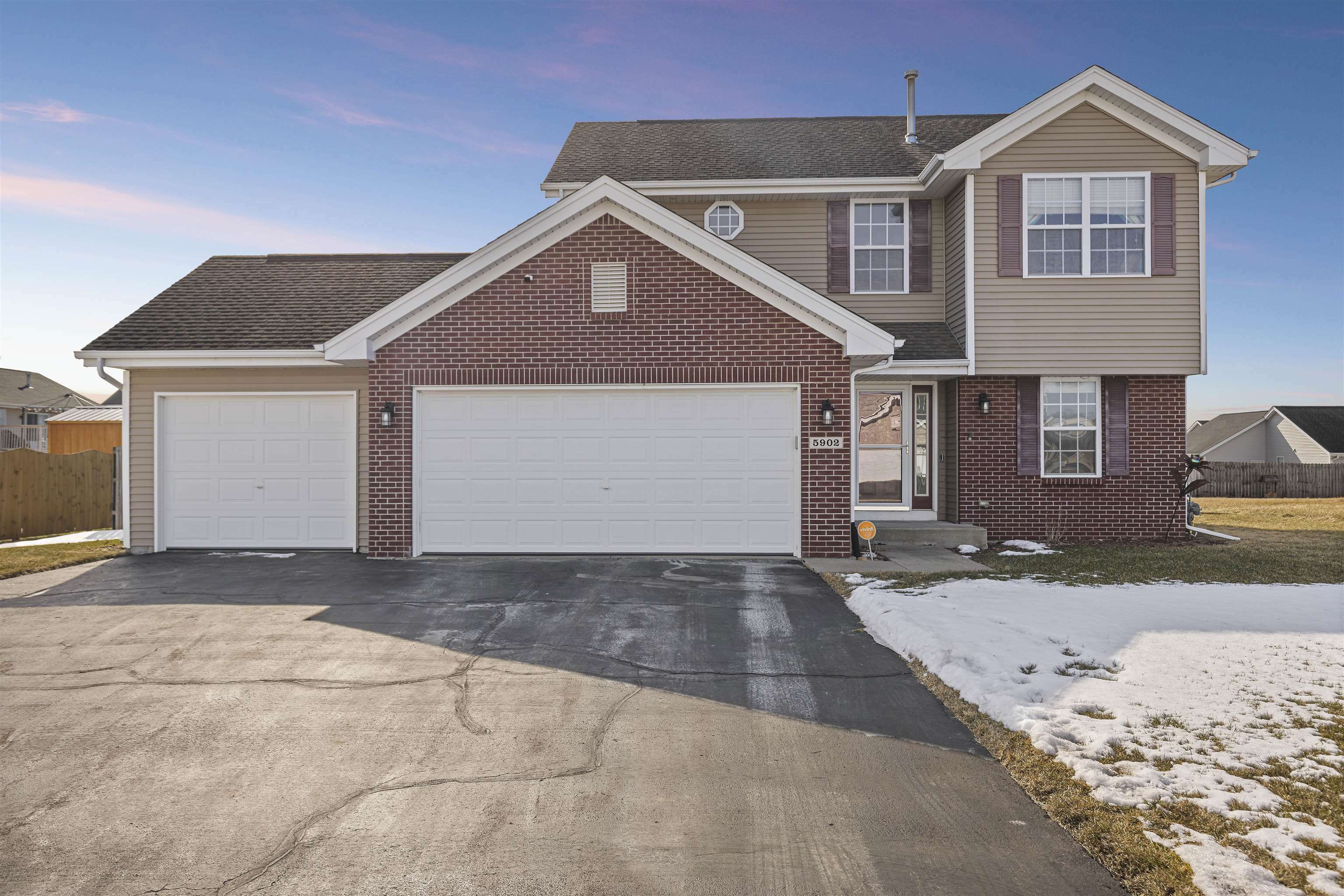 Property Photo:  5902 Legacy Lane  IL 61080 